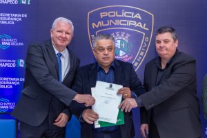 An&uacute;ncios de investimentos marcam os 14 anos da Pol&iacute;cia Municipal de Chapec&oacute; 