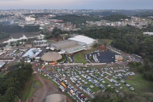 Reuni&atilde;o sobre estacionamentos privados para a Efapi do Brasil