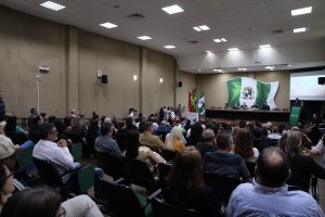 Prefeitura de Chapec&oacute; realiza homenagem aos servidores com 30 anos de servi&ccedil;o p&uacute;blico