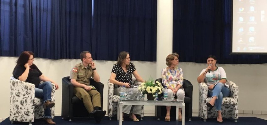 Representante da SEASC participam do II Semin&aacute;rio Inf&acirc;ncia em Cena