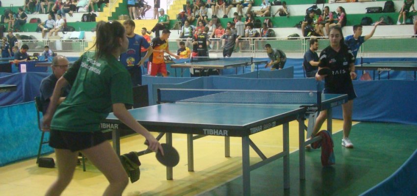 Técnico e três atletas chapecoenses estão na Seleção Estadual de Tênis de Mesa